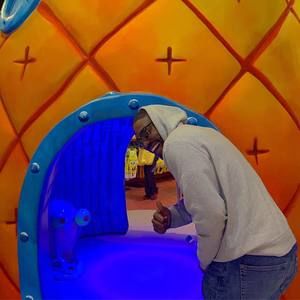 Meet your Posher, Cory